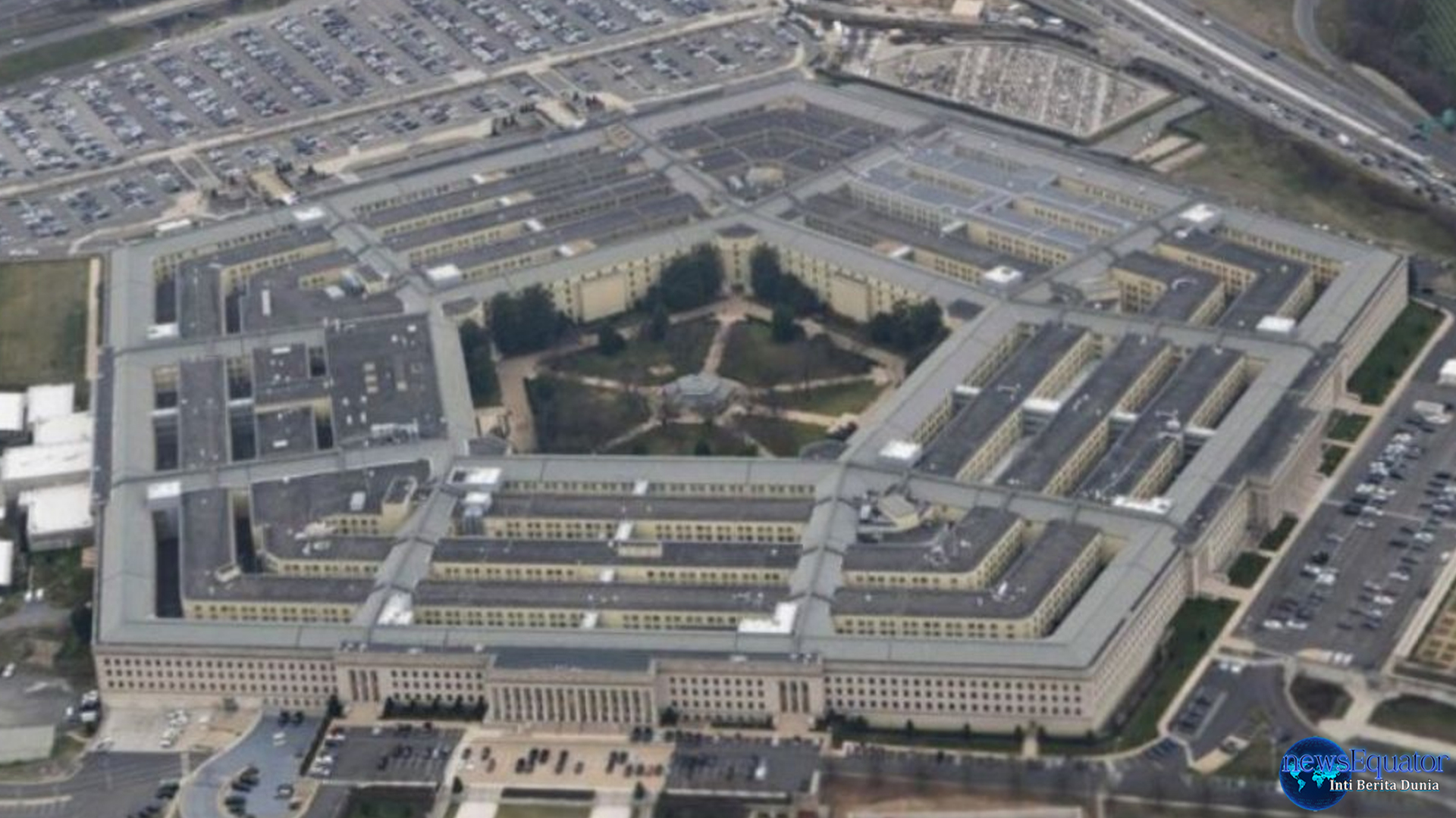 Buruan FBI: WN China Diduga Kunci Pasok Senjata Iran-Israel