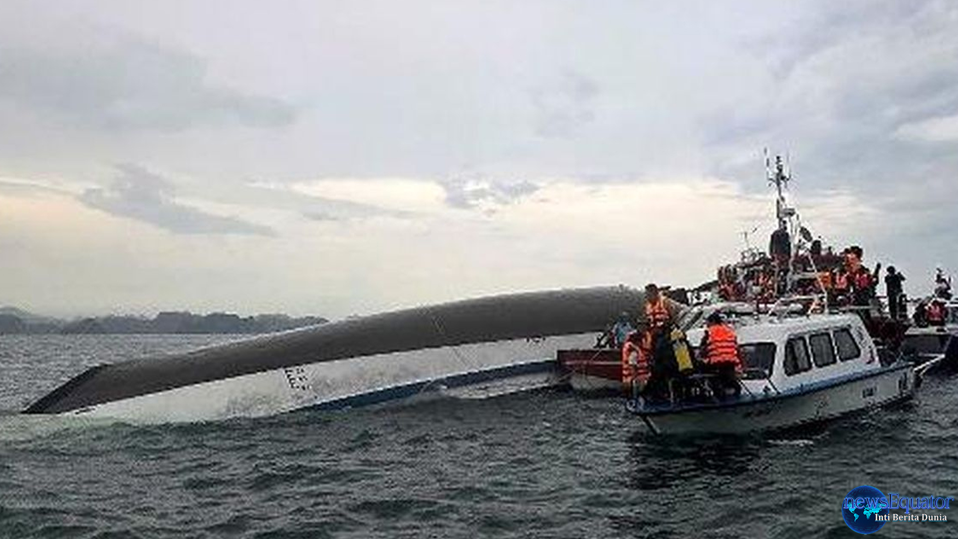 Teluk Vietnam: Kapal Terbalik, 34 Korban Jiwa Mengenaskan