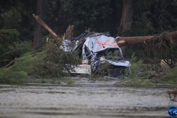 Texas Dilanda Banjir Bandang, Korban Tewas Melebihi 100 Orang Texas Dilanda Banjir Bandang, Korban Tewas Melebihi 100 Orang