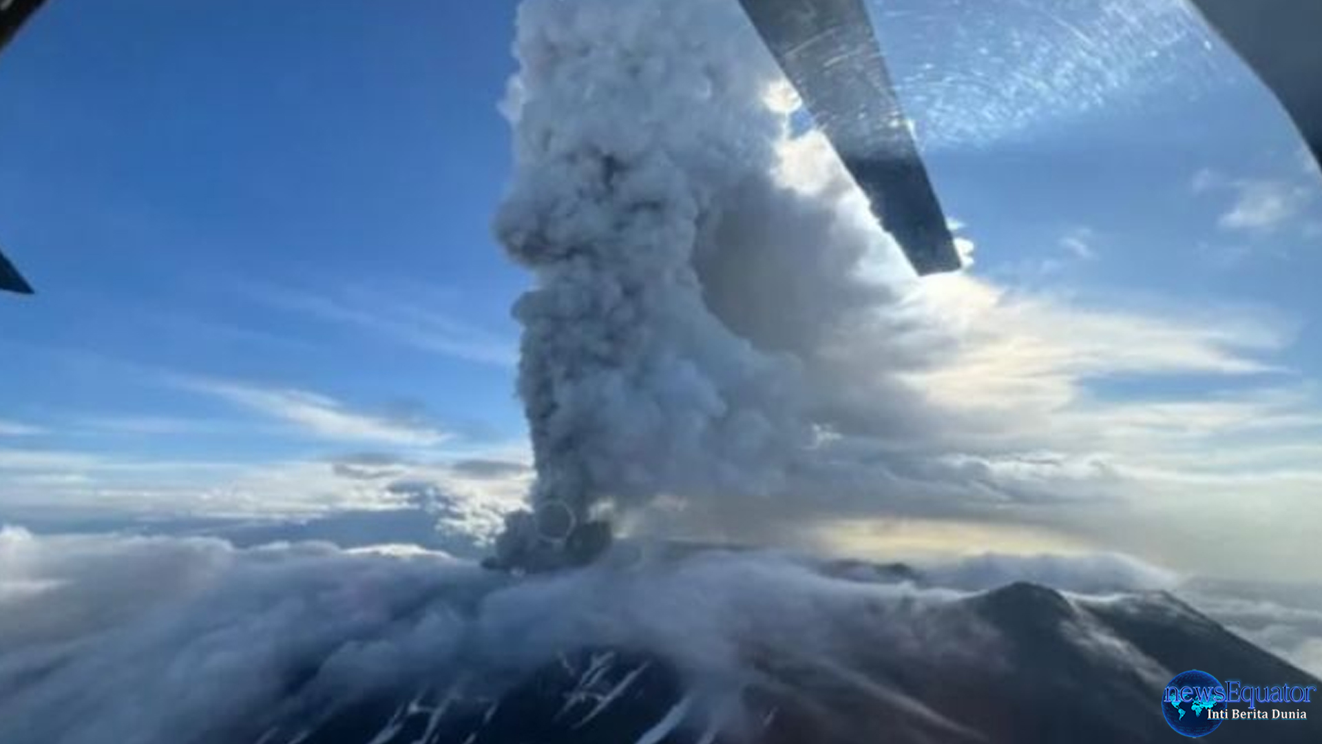 Letusan Gunung Berapi Pertama di Rusia Setelah 600 Tahun
