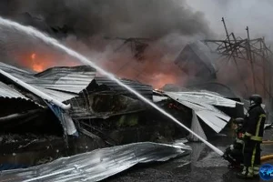 Serangan Rudal dan Drone Rusia di Ukraina: 4 Tewas, 20 Terluka Serangan Rudal dan Drone Rusia di Ukraina: 4 Tewas, 20 Terluka