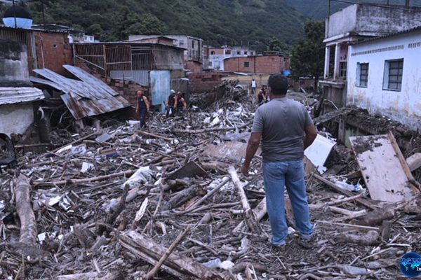 Banjir Bandang Memakan 14 Penambang di Venezuela, Evakuasi Gagal Banjir Bandang Memakan 14 Penambang di Venezuela, Evakuasi Gagal