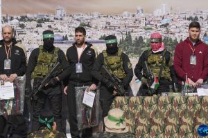 Kabar Baik dari Gaza: 13 Sandera Terakhir Dilepas Hamas ke Israel