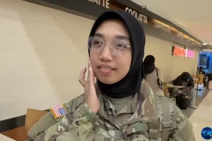 WNI Berhijab Jadi Tentara Angkatan Darat AS dan 5 Cerita Baru Inspiratif