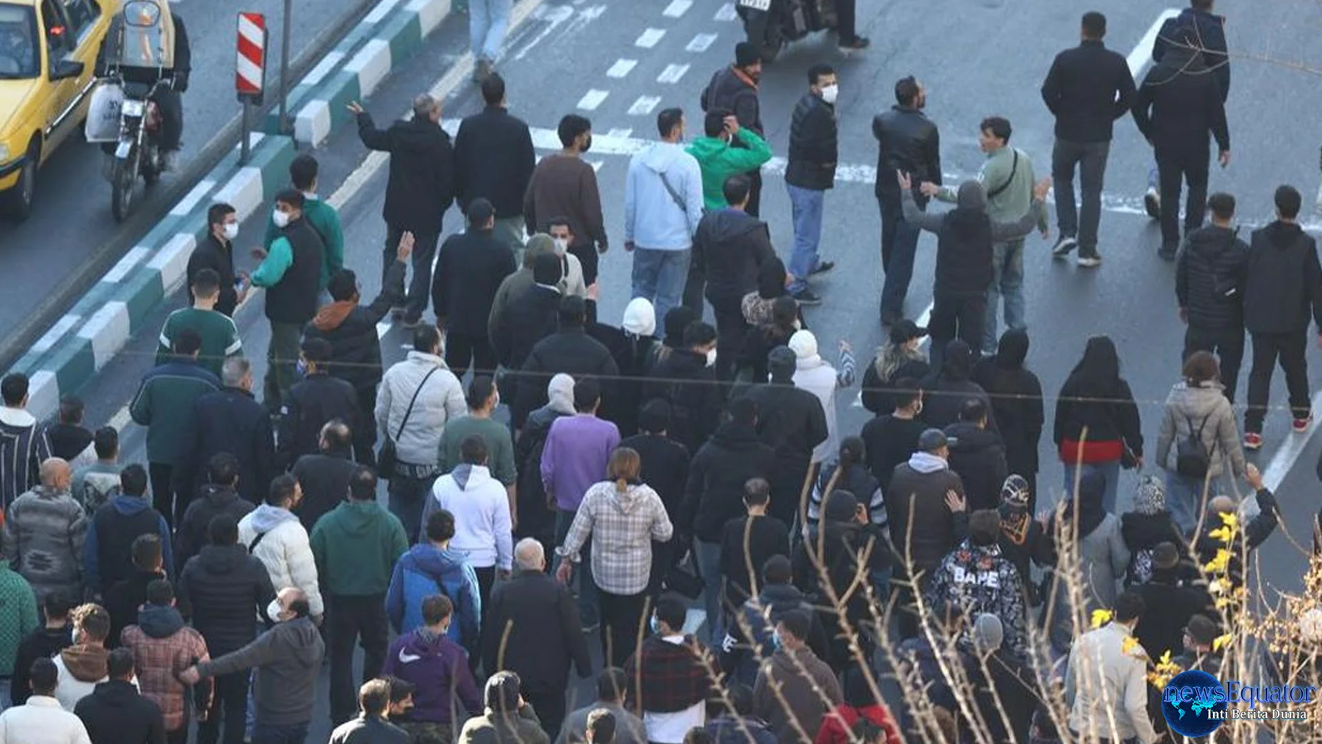 Truk Tabrak Massa Demonstran Iran dengan 5 Fakta Penting Polisi LA