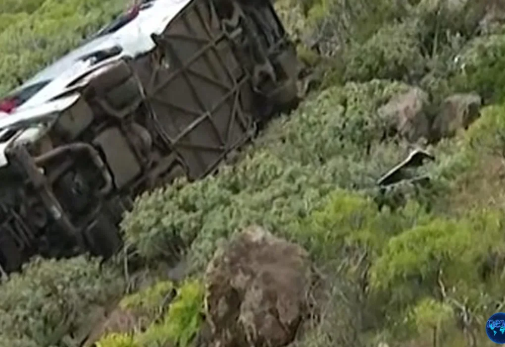 Bus Inggris Jatuh Jurang Spanyol 1 Penumpang Tewas