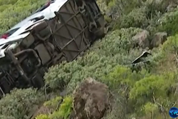 Bus Inggris Jatuh Jurang Spanyol 1 Penumpang Tewas